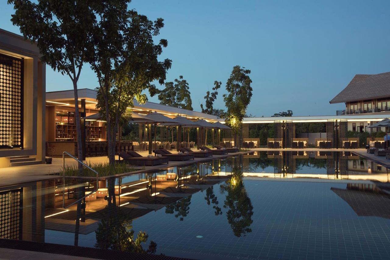 Emerald Palace Hotel Naypyidaw Ngoại thất bức ảnh